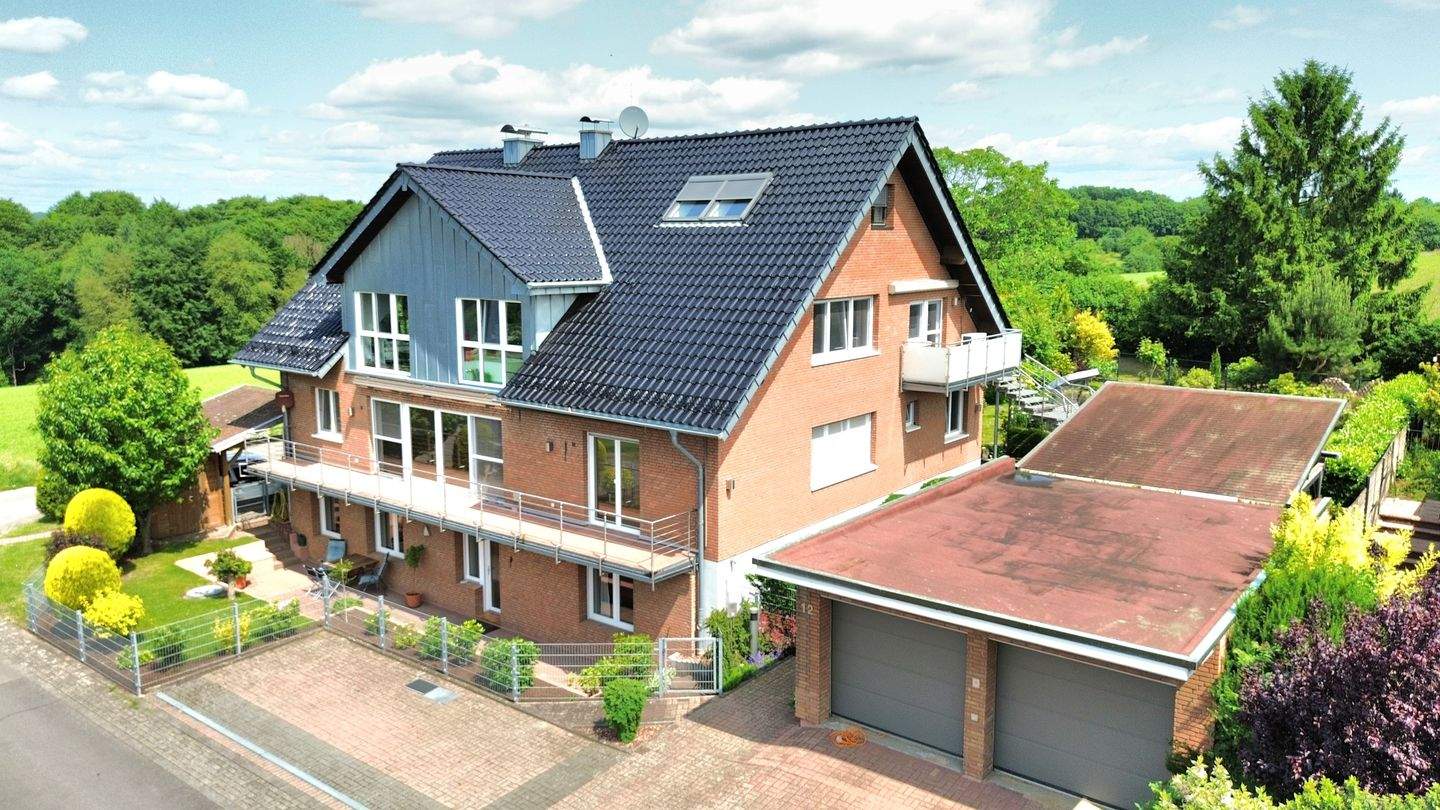 9 rooms Townhouse in Rhein-Sieg, Germany No. 310238
