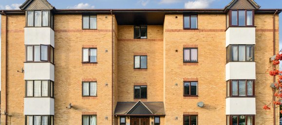 1 bedroom Apartment in London, United Kingdom No. 7613 9