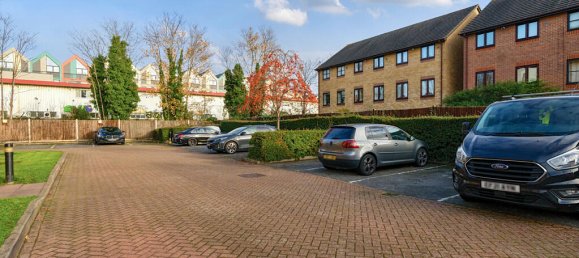 1 bedroom Apartment in London, United Kingdom No. 7613 5