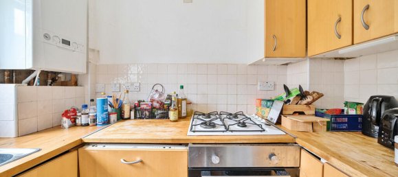 1 bedroom Apartment in London, United Kingdom No. 7613 3