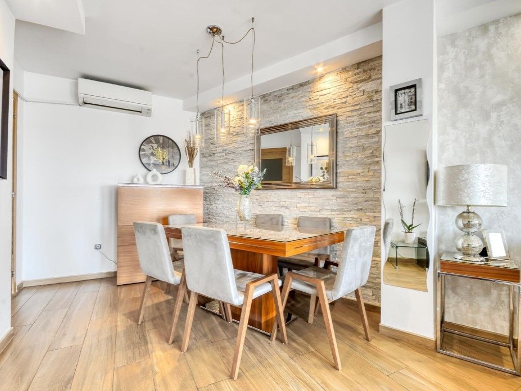 3 bedrooms Apartment in Figueres, Spain No. 193741