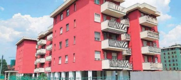 Apartamento de 5 divisões em Garbagnate Milanese, Italy N.º 93076 2