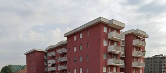 Apartamento de 5 divisões em Garbagnate Milanese, Italy N.º 93076 6