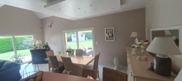 Casa de 3 dormitorios en Franqueville-Saint-Pierre, France No. 353635 6