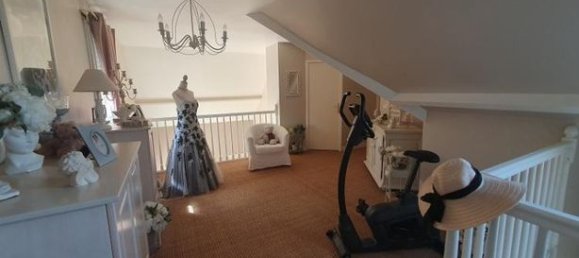 Casa de 3 dormitorios en Franqueville-Saint-Pierre, France No. 353635 8