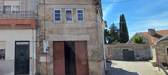 2 bedrooms House in Gouveia, Portugal No. 27266 4