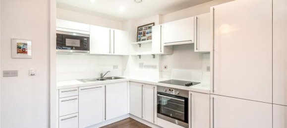 2 Schlafzimmer Wohnung in London, United Kingdom, Nr. 12794 2