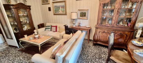 5 bedrooms Apartment in Florence, Italy No. 333320 3