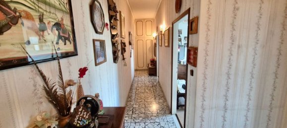 5 bedrooms Apartment in Florence, Italy No. 333320 17