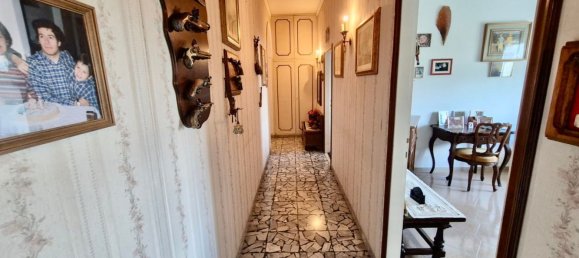 5 bedrooms Apartment in Florence, Italy No. 333320 16