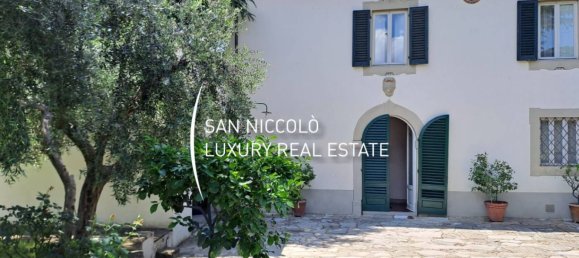 6 bedrooms Villa in Florence, Italy No. 212403 4
