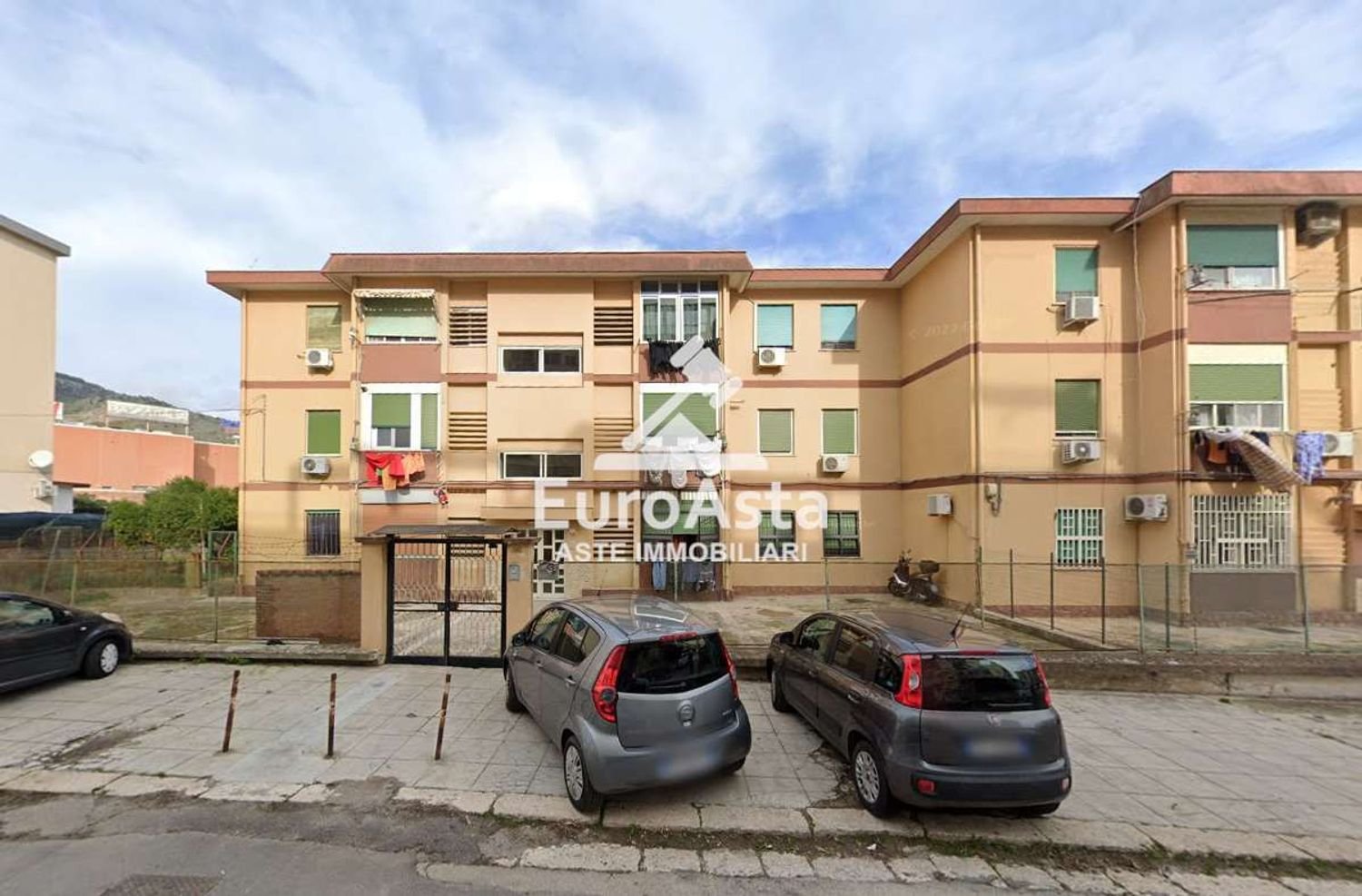 4 chambres Appartement à Palermo, Italy No. 347007