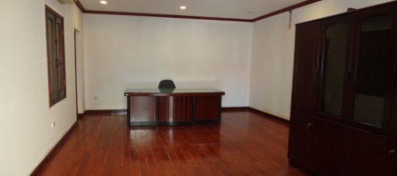 4 bedrooms Villa in Tay Ho, Vietnam No. 6694 3