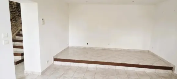 3 bedrooms House in Chateau-Gontier, France No. 296276 13