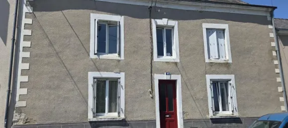 3 bedrooms House in Chateau-Gontier, France No. 296276 6