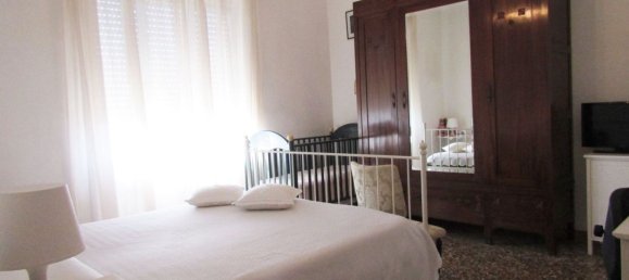 Casa de 5 habitaciónes en Carrara, Italy No. 48154 22