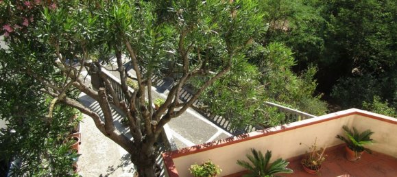 Casa de 5 habitaciónes en Carrara, Italy No. 48154 7