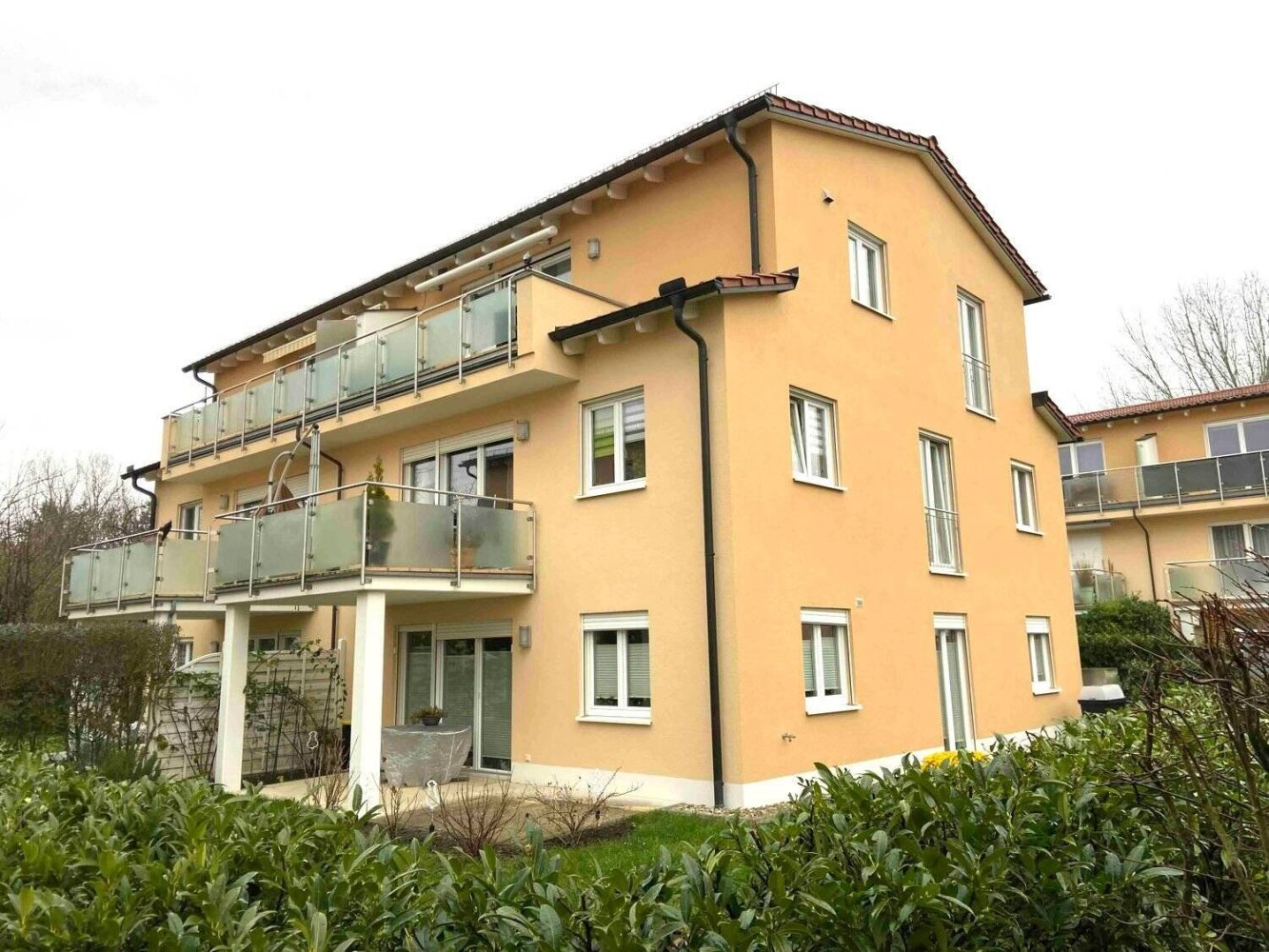 Квартира с 3 комнатами в Ингольштадт, Германия № 76083