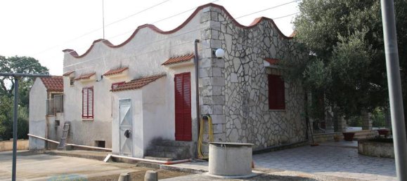 Villa de 3 dormitorios en Ceglie Messapica, Italy No. 116421 8