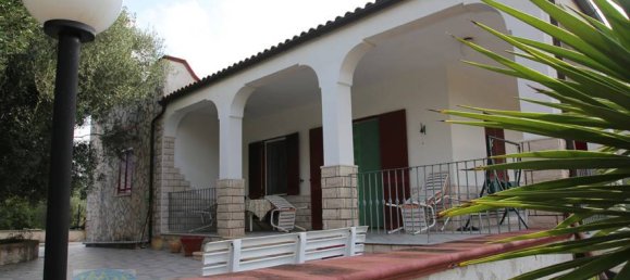 Villa de 3 dormitorios en Ceglie Messapica, Italy No. 116421 2