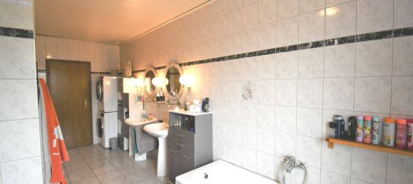 Дом с 7 комнатами в Дитмаршен, Германия № 16075 9