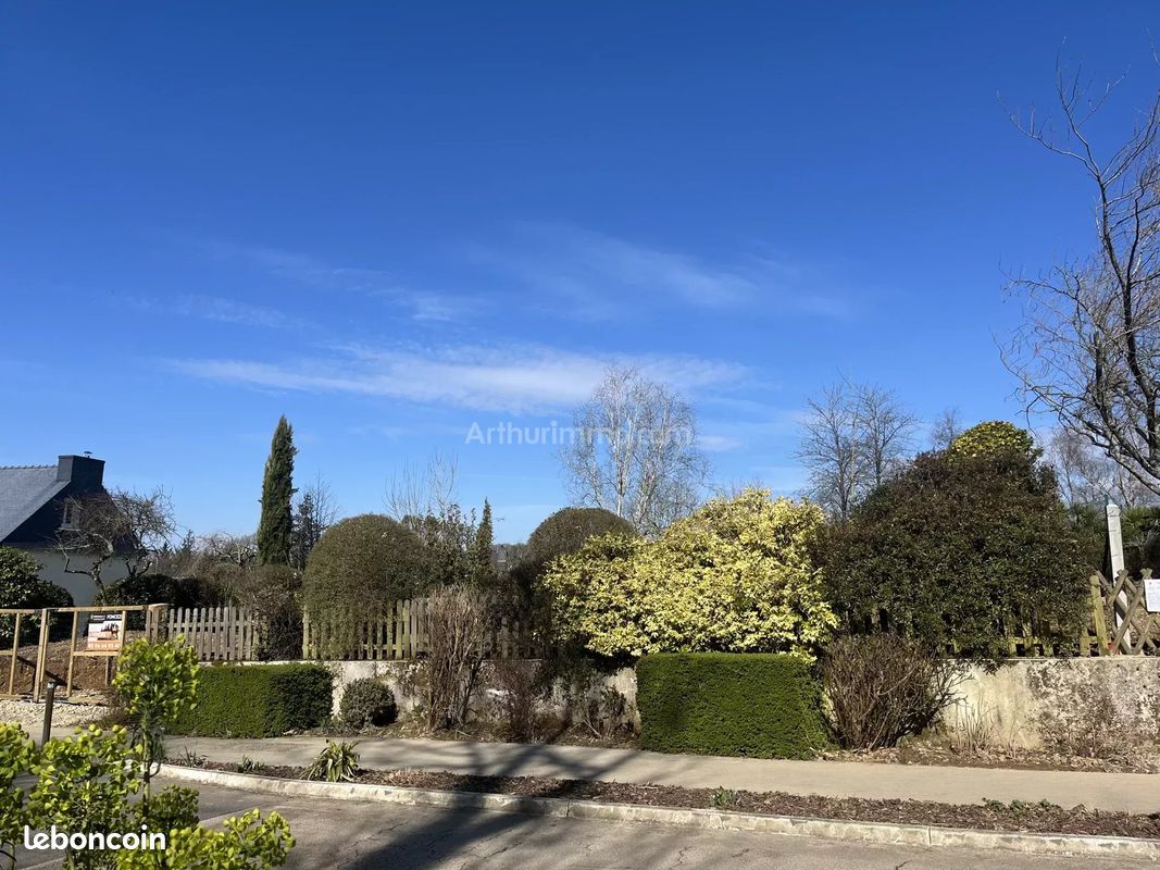 985m² Land in Saint-Herve, France No. 204765