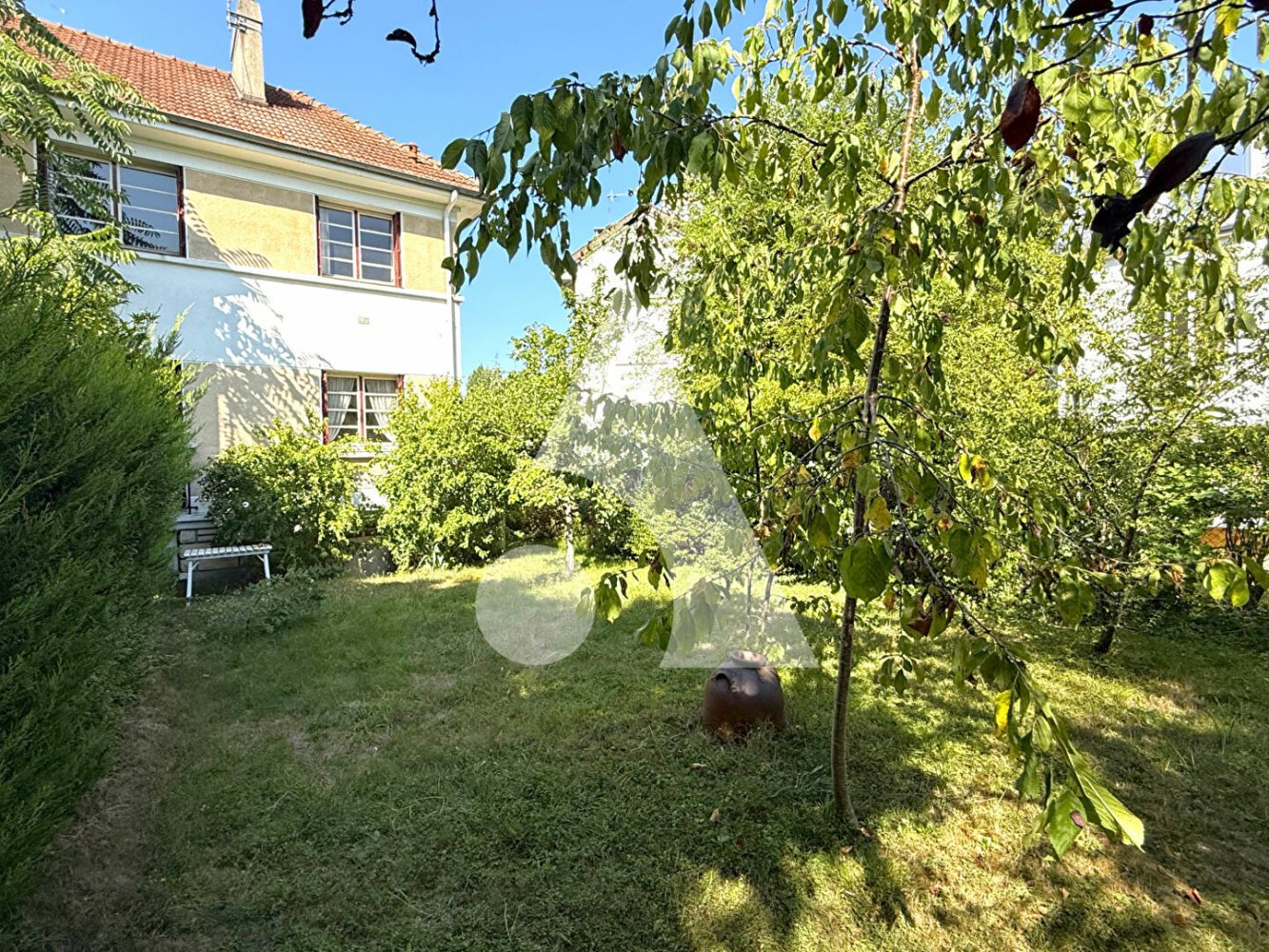 Casa de 3 dormitorios en Ermont, France No. 352701