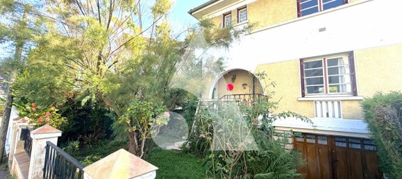 Casa de 3 dormitorios en Ermont, France No. 352701 2