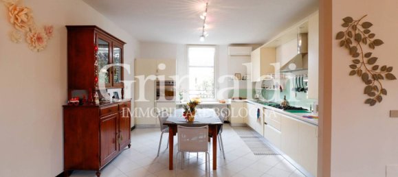 2 bedrooms Apartment in Bologna, Italy No. 214477 8