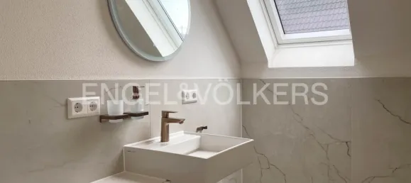 Таунхаус с 3 спальнями в Reutlingen, Германия № 77053 2