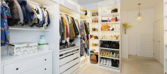 3 bedrooms Apartment in London, United Kingdom No. 10534 10