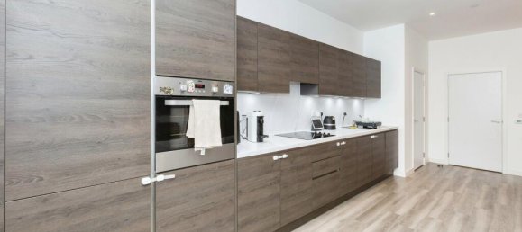 3 bedrooms Apartment in London, United Kingdom No. 10534 6