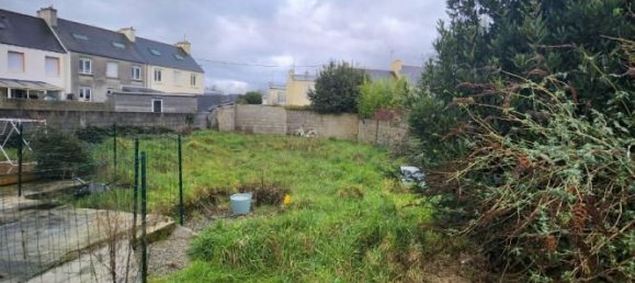 300m² Land in Brest, France No. 107048 5