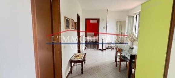 4 bedrooms House in Massa, Italy No. 270904 43