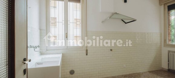 3 bedrooms Apartment in Bologna, Italy No. 341082 28