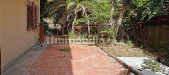 2 bedrooms Apartment in Cosenza, Italy No. 339396 3