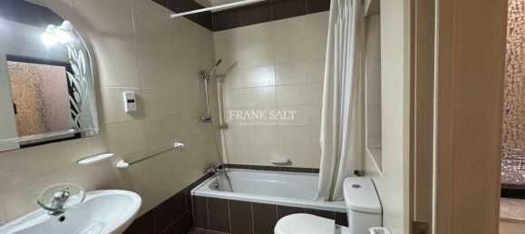 Apartamento de 3 dormitorios en Marsaskala, Malta No. 2721 7