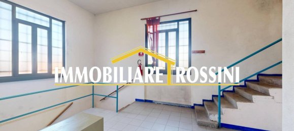 4 غرف نوم فيلا في Gazzada Schianno, Italy رقم 355774 22