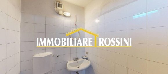 4 غرف نوم فيلا في Gazzada Schianno, Italy رقم 355774 18