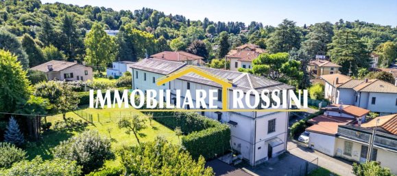 4 غرف نوم فيلا في Gazzada Schianno, Italy رقم 355774 9