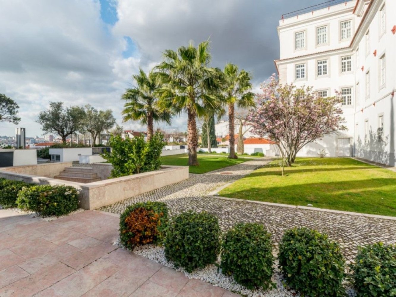 1 bedroom Apartment in Lisbon, Portugal No. 93704