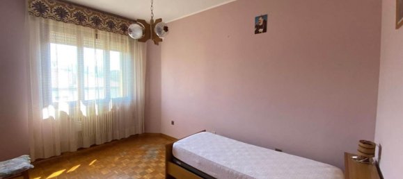 5 rooms Apartment in Battaglia Terme, Italy No. 281211 11