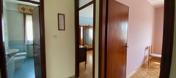 5 rooms Apartment in Battaglia Terme, Italy No. 281211 13