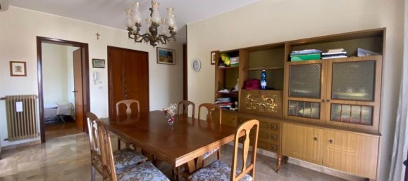 5 rooms Apartment in Battaglia Terme, Italy No. 281211 3