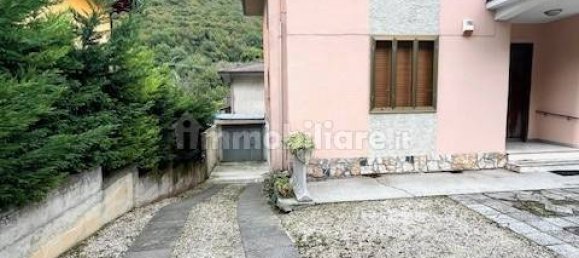 3 bedrooms Villa in Nave, Italy No. 333085 7