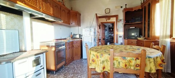 3 Schlafzimmer Wohnung in San Giustino, Italy, Nr. 153245 8