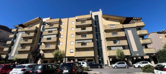 3 bedrooms Apartment in Cosenza, Italy No. 377827 2