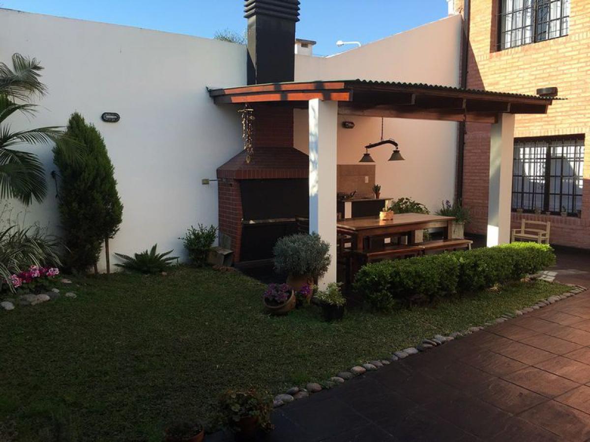 3 Schlafzimmer Haus in Bermudez, Argentina, Nr. 19698