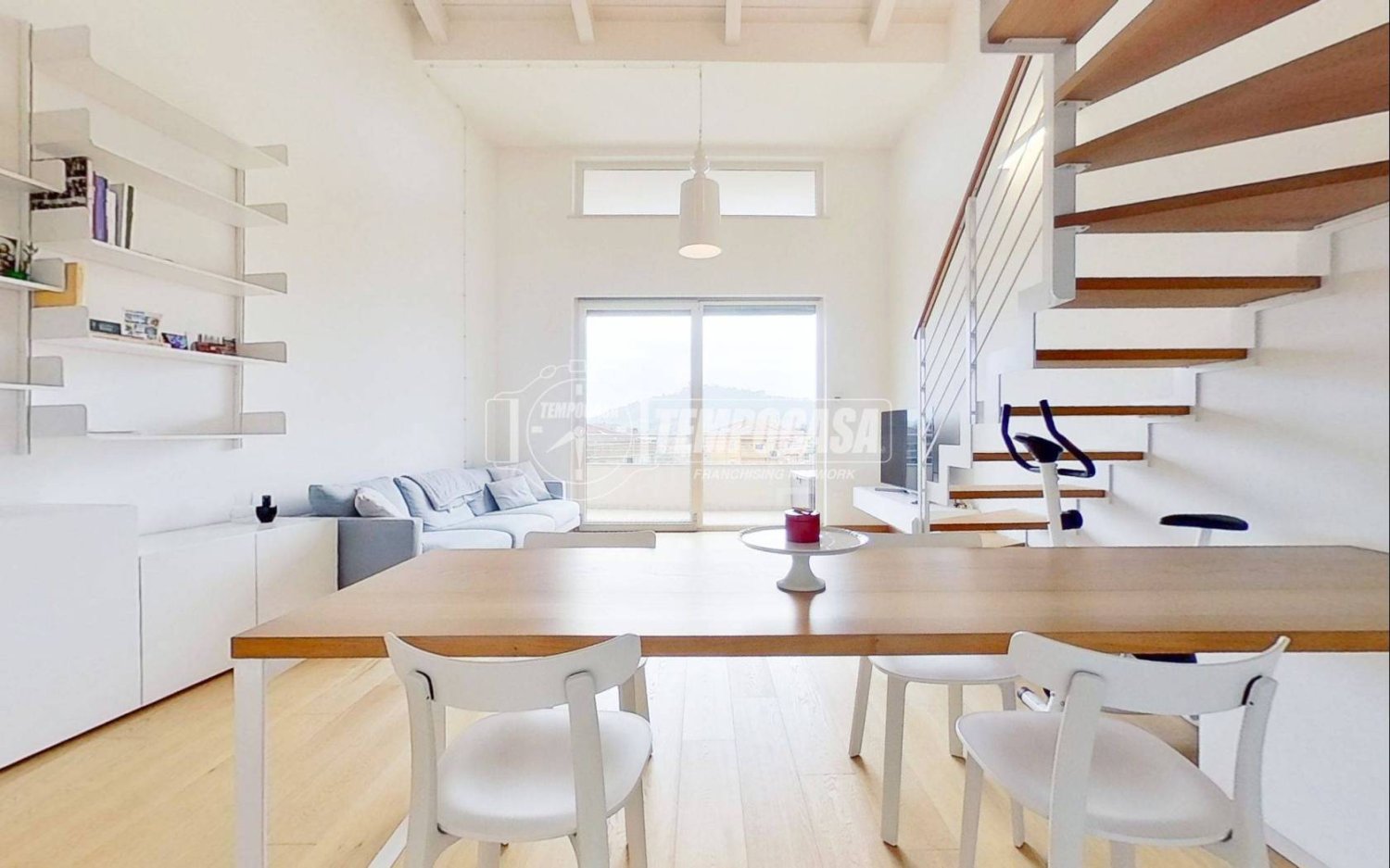 Квартира с 2 комнатами в Габиче Маре, Италия № 226019