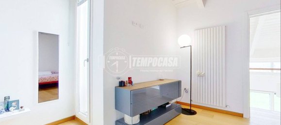 Квартира с 2 комнатами в Габиче Маре, Италия № 226019 21